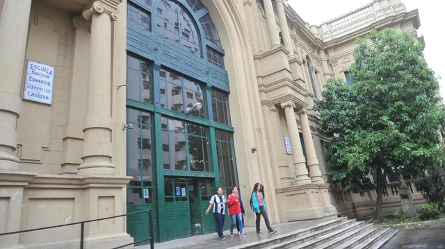 Contratan seguridad privada en un colegio de Córdoba tras violencia extrema entre alumnos