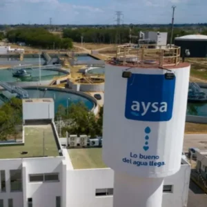 El Gobierno avanza con la privatización total de AySA