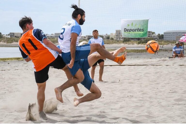 Abrieron las inscripciones para el Torneo Universitario de Fútbol Playa en Puerto Madryn