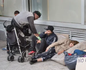 Según el Indec de Milei, la pobreza bajó al 28,2%