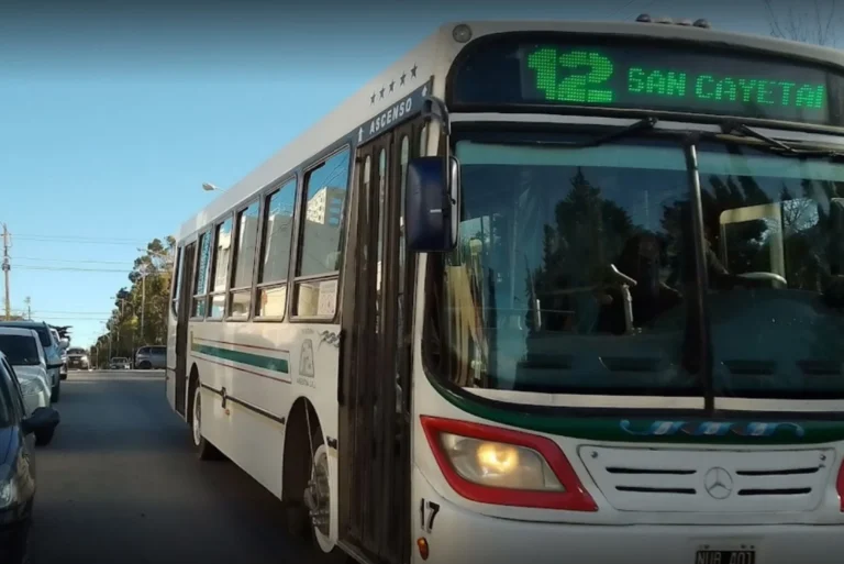 El Municipio de Comodoro pagó por adelantado a Patagonia Argentina para que deposite los sueldos a choferes