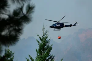 Siete muertos al caer un helicóptero de control de incendios forestales